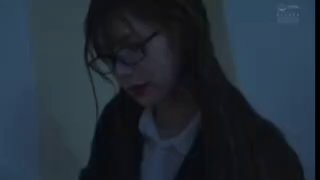 兰州老肥熟全程露脸把JK袜子套鸡巴上插进山东母狗逼里，操出猪叫